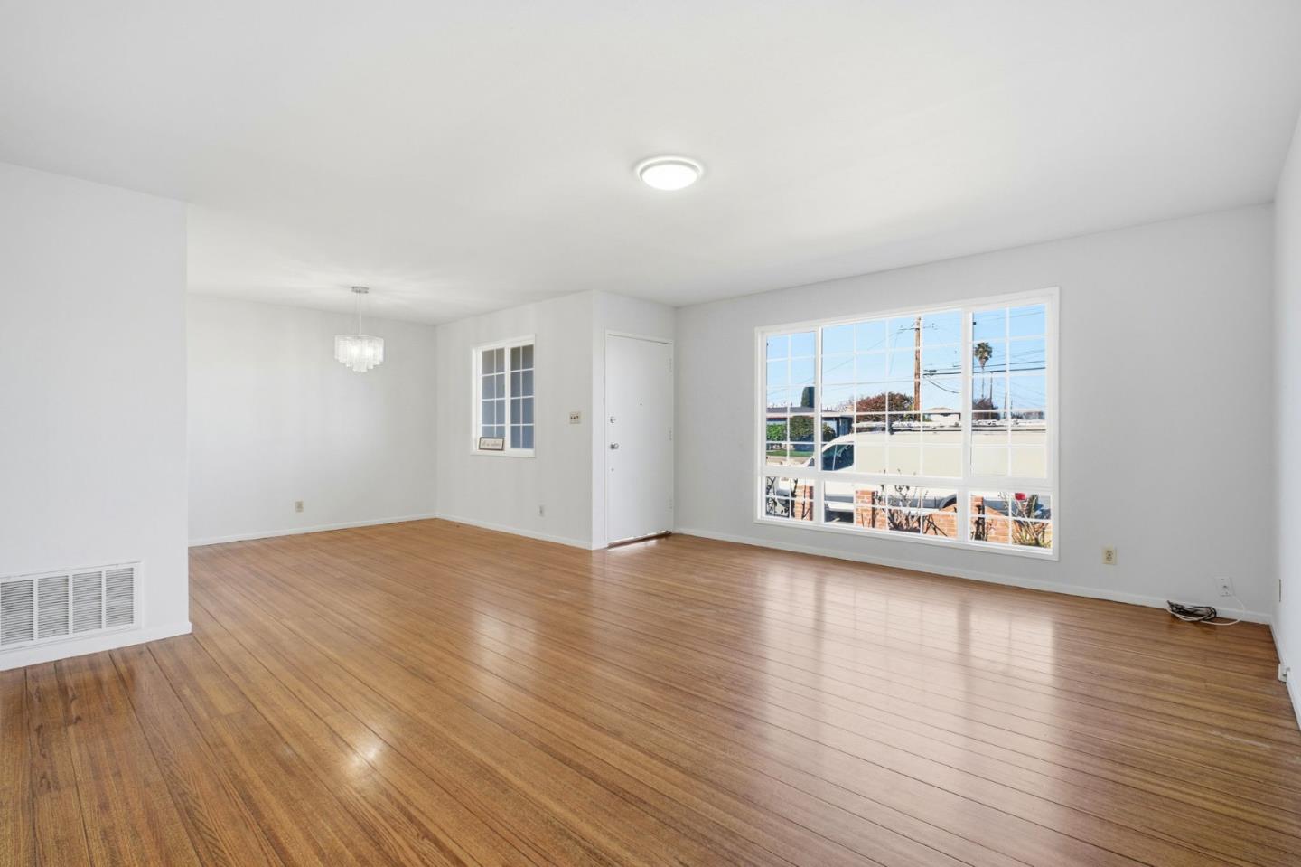 Detail Gallery Image 11 of 32 For 596 Perkins Dr, San Lorenzo,  CA 94541 - 3 Beds | 2 Baths