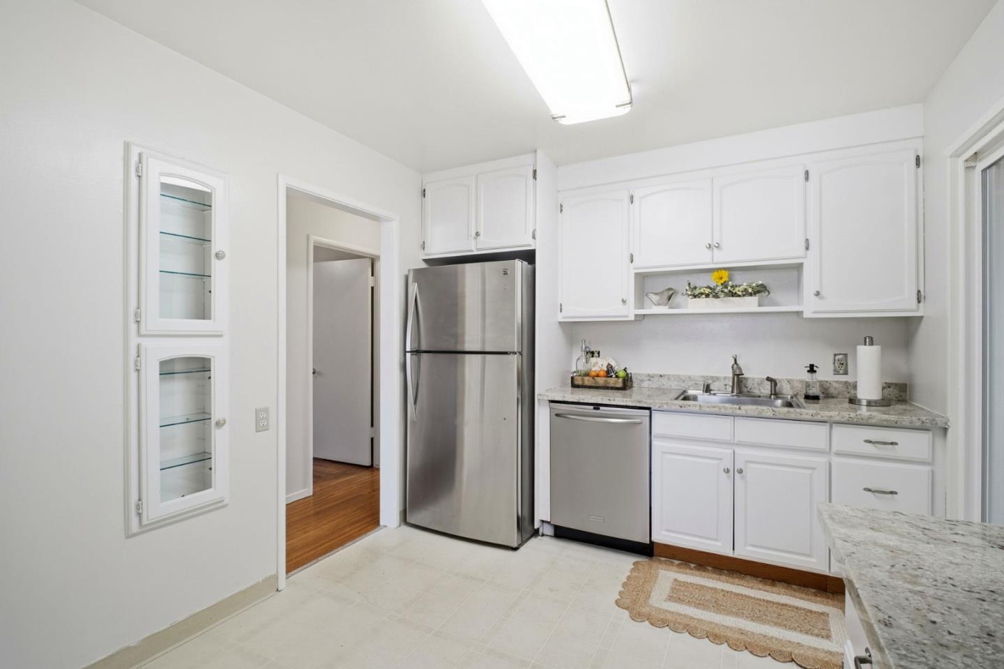 Detail Gallery Image 6 of 32 For 596 Perkins Dr, San Lorenzo,  CA 94541 - 3 Beds | 2 Baths