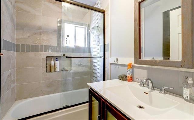 Detail Gallery Image 4 of 11 For 173 Clayton Ave, San Jose,  CA 95110 - – Beds | – Baths