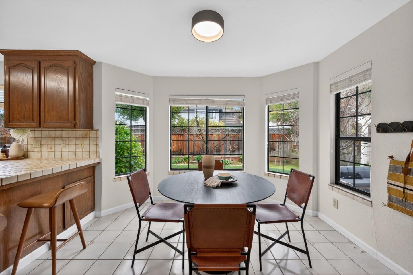 Detail Gallery Image 16 of 73 For 1168 Spring Hill Way, San Jose,  CA 95120 - 5 Beds | 3 Baths