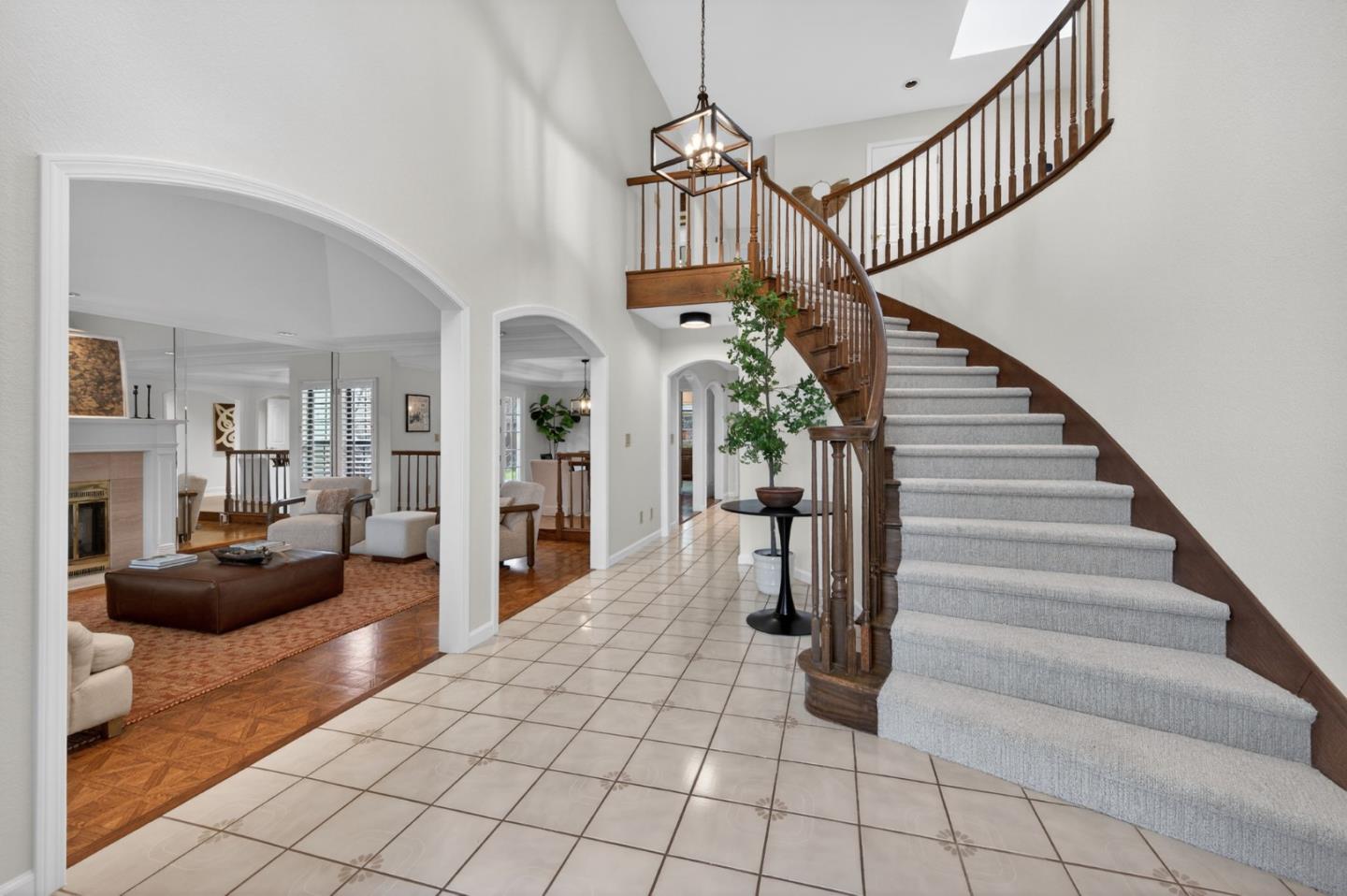 Detail Gallery Image 9 of 73 For 1168 Spring Hill Way, San Jose,  CA 95120 - 5 Beds | 3 Baths