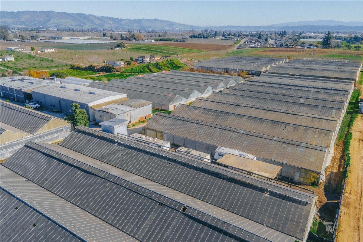 Detail Gallery Image 22 of 66 For 371 Calabasas Rd, Watsonville,  CA 95076 - – Beds | – Baths