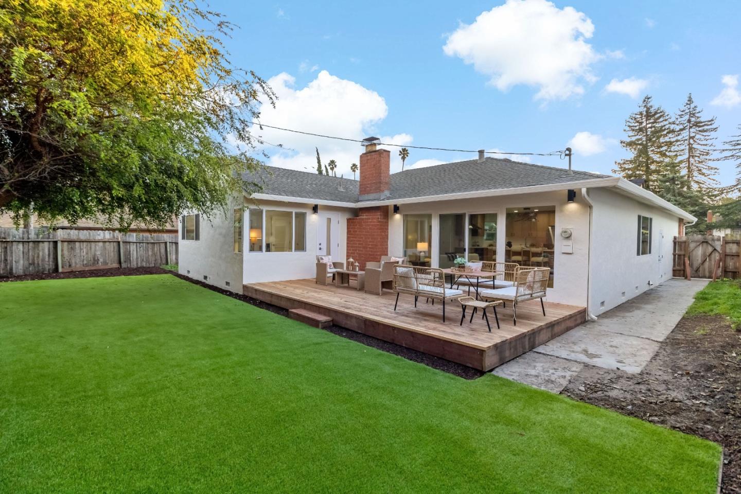 Detail Gallery Image 26 of 66 For 2946 Oxford Ave, Richmond,  CA 94806 - 4 Beds | 2 Baths