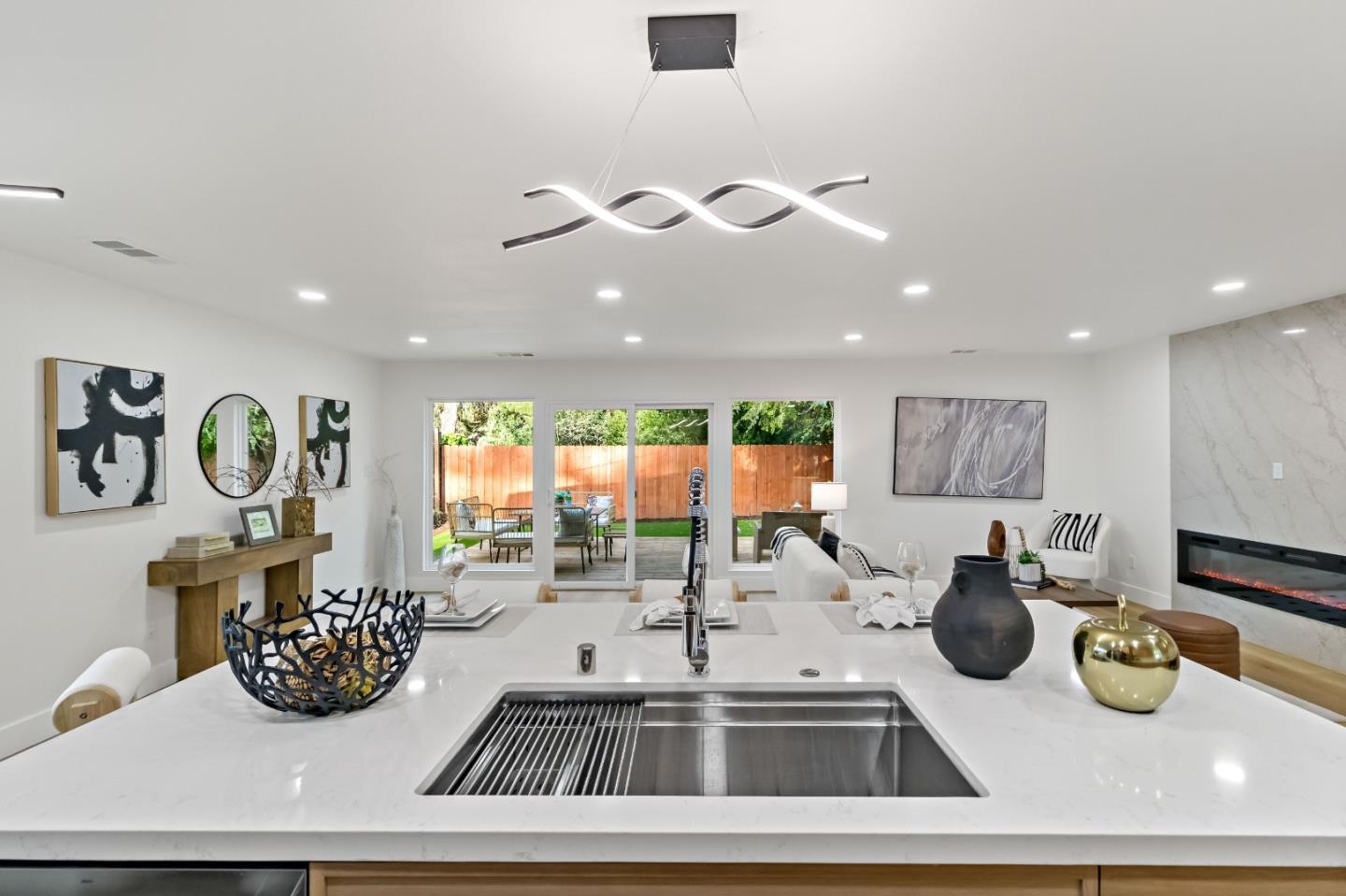 Detail Gallery Image 34 of 66 For 2946 Oxford Ave, Richmond,  CA 94806 - 4 Beds | 2 Baths