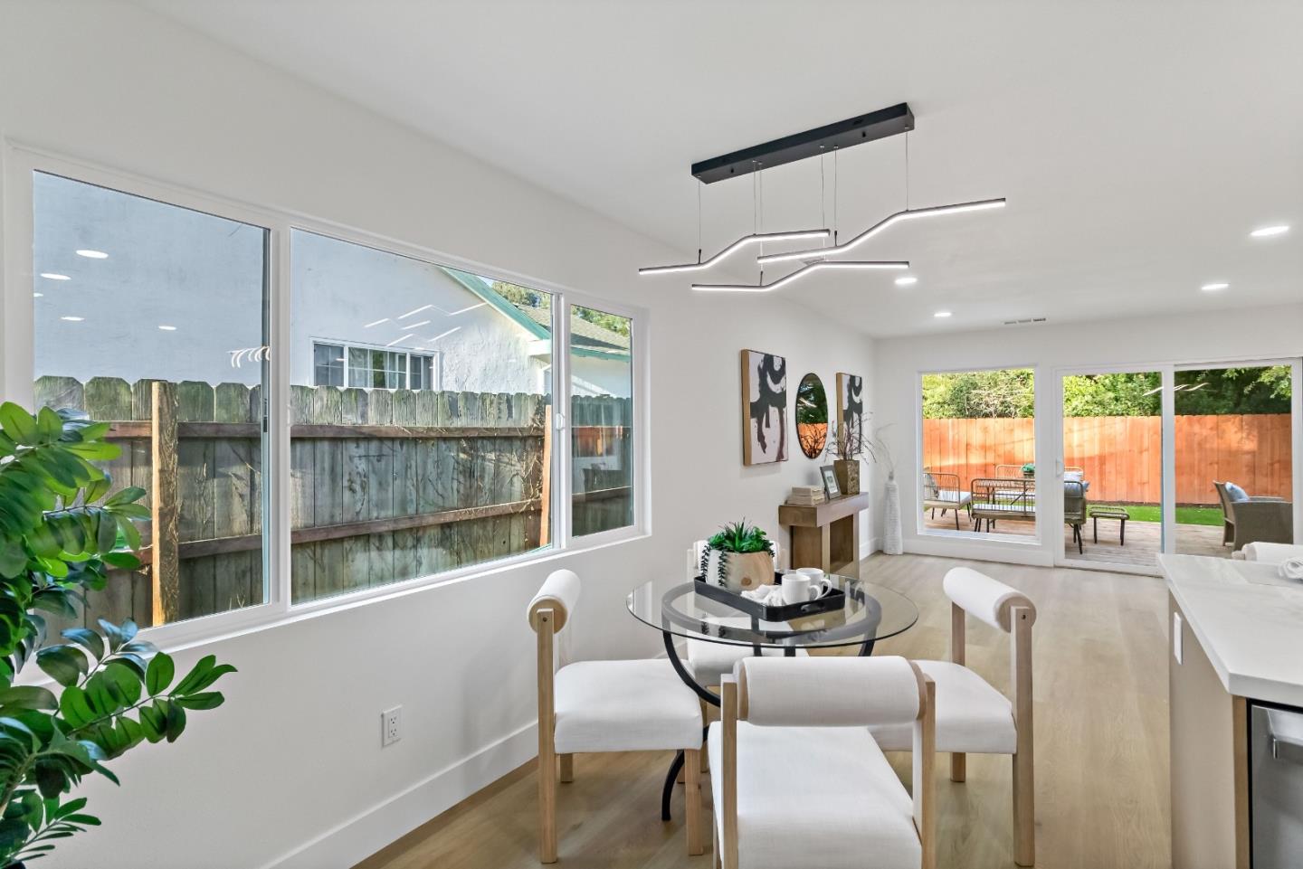 Detail Gallery Image 36 of 66 For 2946 Oxford Ave, Richmond,  CA 94806 - 4 Beds | 2 Baths