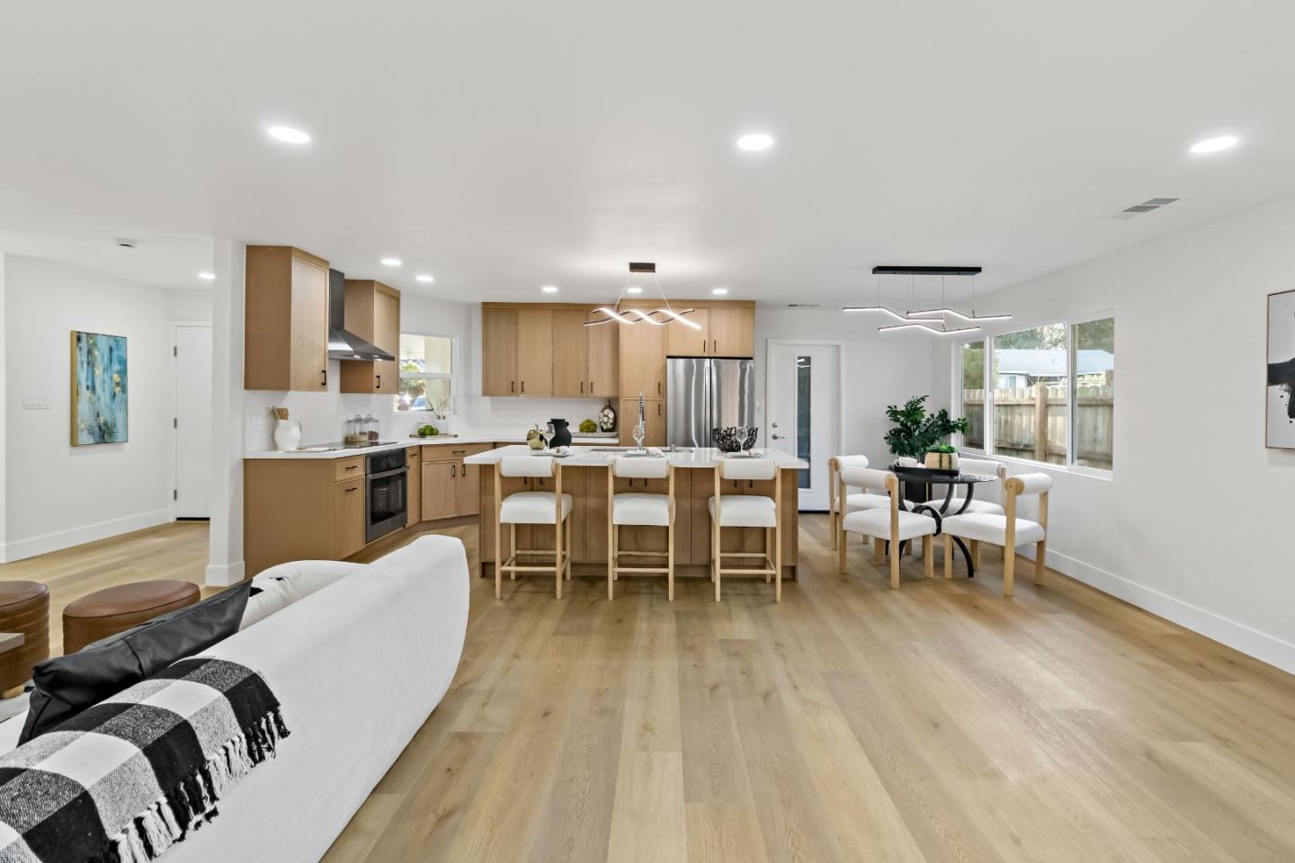 Detail Gallery Image 42 of 66 For 2946 Oxford Ave, Richmond,  CA 94806 - 4 Beds | 2 Baths