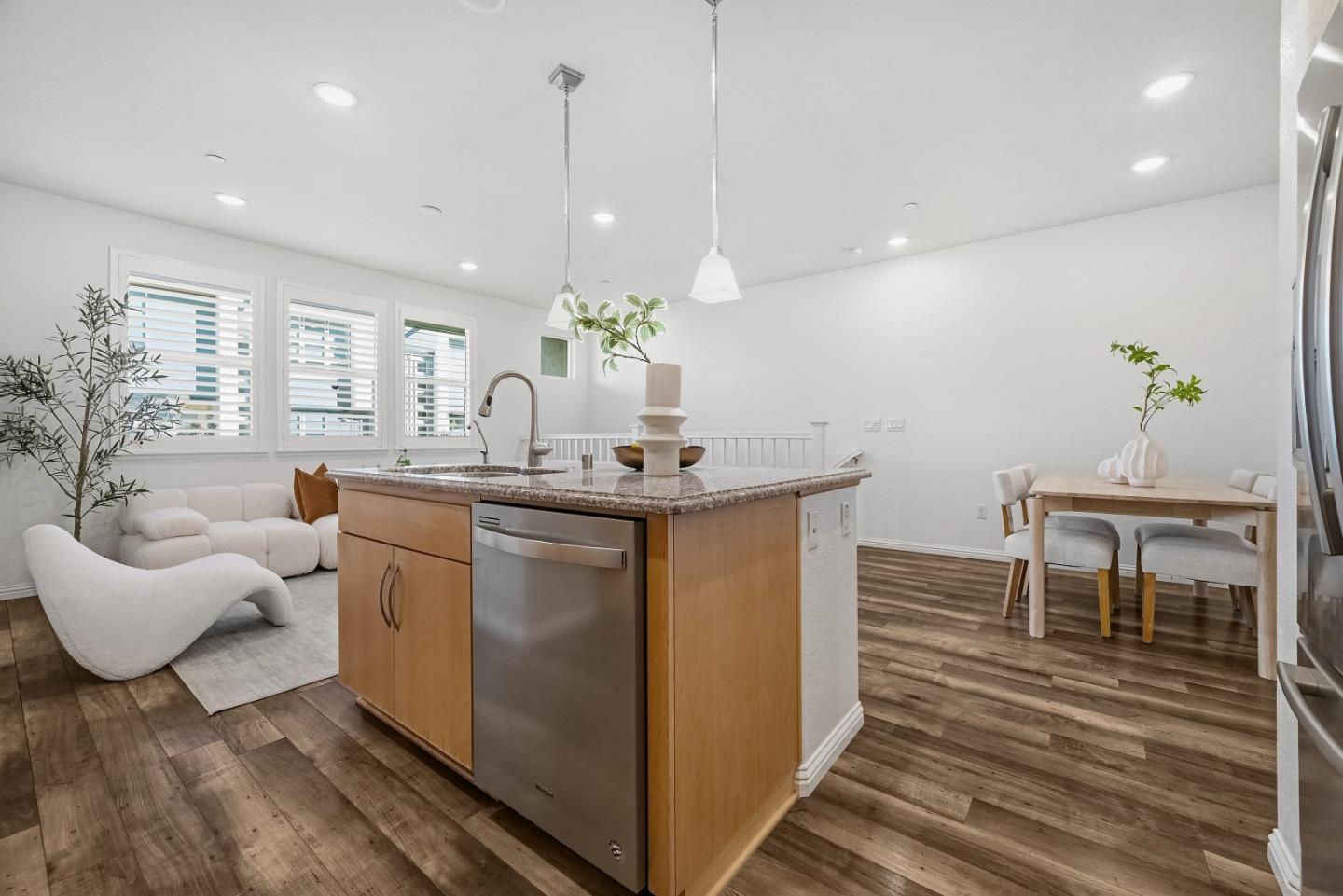 Photo #7: ML82032536 Listing: Photo #7