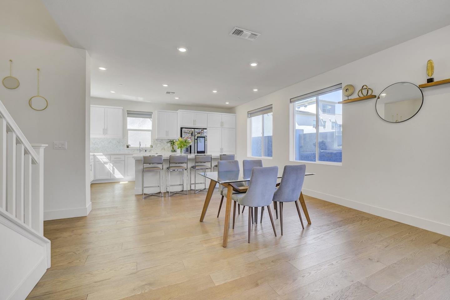 Detail Gallery Image 10 of 67 For 6123 Sandpiper Rd, Dublin,  CA 94568 - 5 Beds | 4 Baths