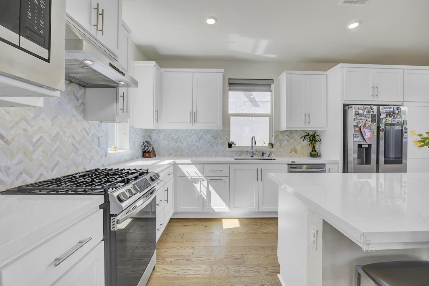 Detail Gallery Image 16 of 67 For 6123 Sandpiper Rd, Dublin,  CA 94568 - 5 Beds | 4 Baths