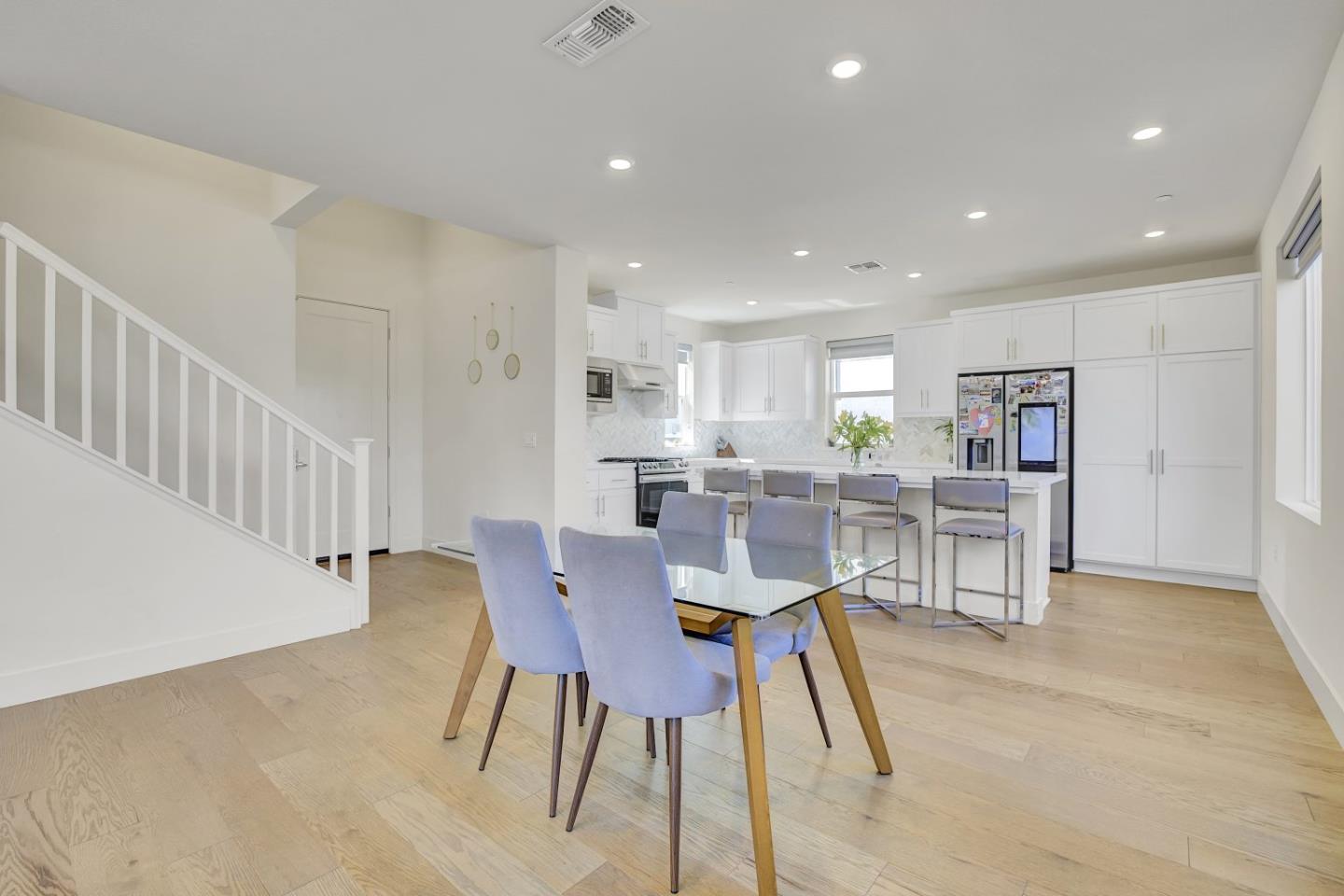 Detail Gallery Image 8 of 67 For 6123 Sandpiper Rd, Dublin,  CA 94568 - 5 Beds | 4 Baths