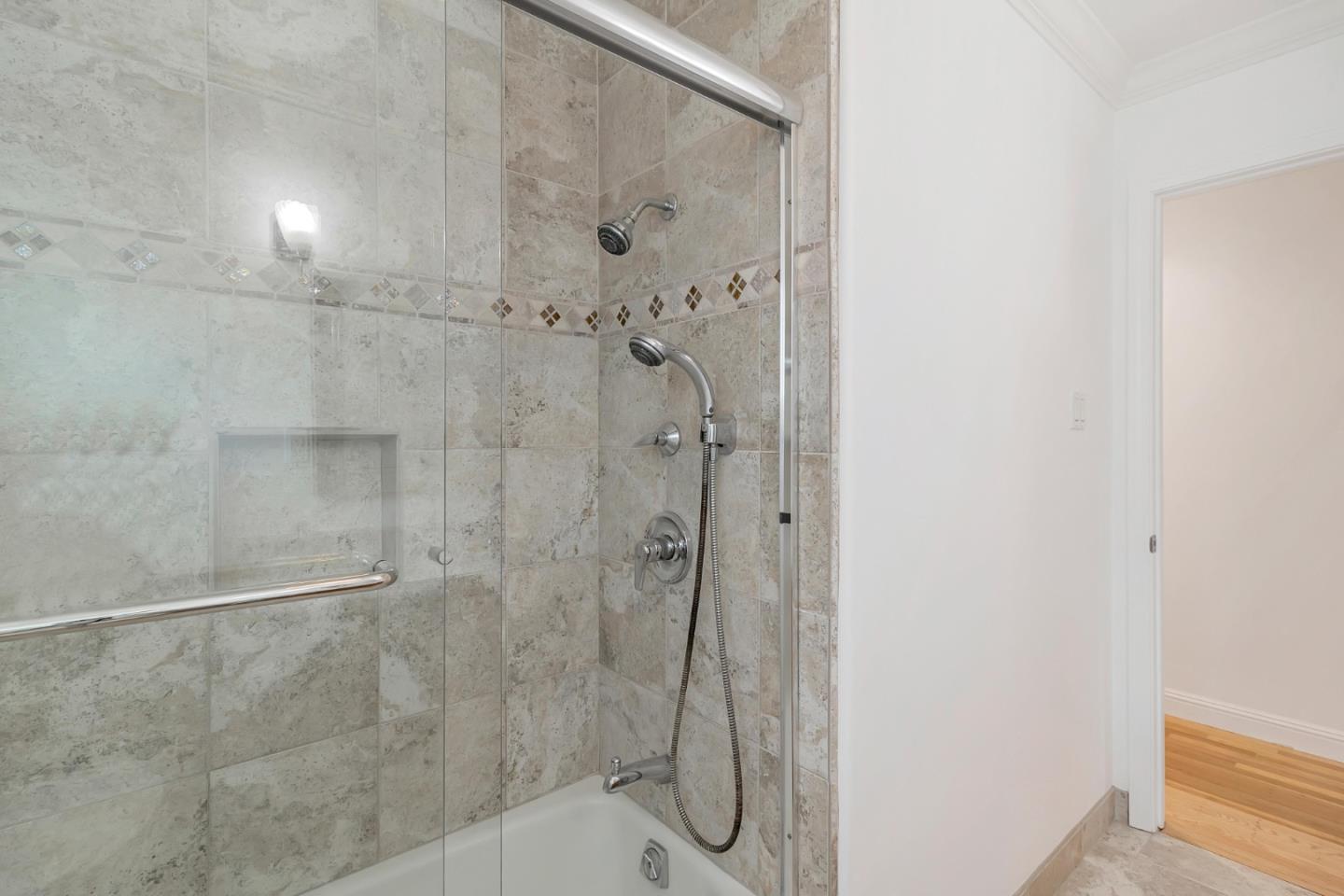 Detail Gallery Image 36 of 44 For 123 Dunsmuir Way, Menlo Park,  CA 94025 - 3 Beds | 2 Baths