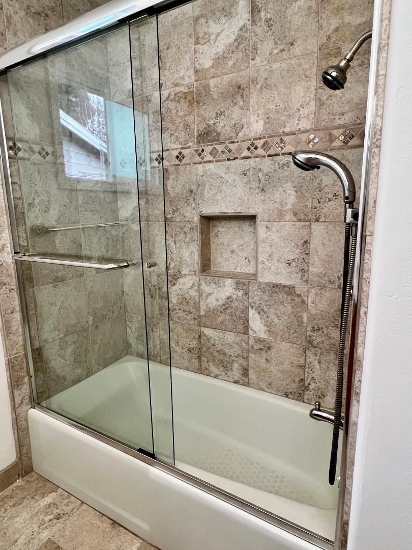 Detail Gallery Image 38 of 44 For 123 Dunsmuir Way, Menlo Park,  CA 94025 - 3 Beds | 2 Baths