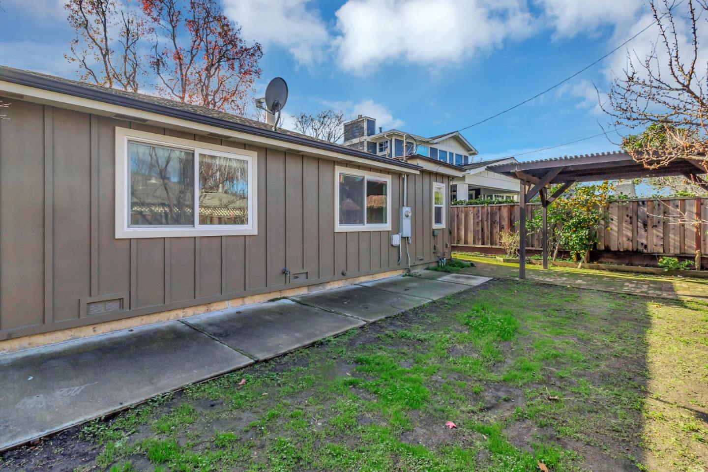 Detail Gallery Image 43 of 44 For 123 Dunsmuir Way, Menlo Park,  CA 94025 - 3 Beds | 2 Baths