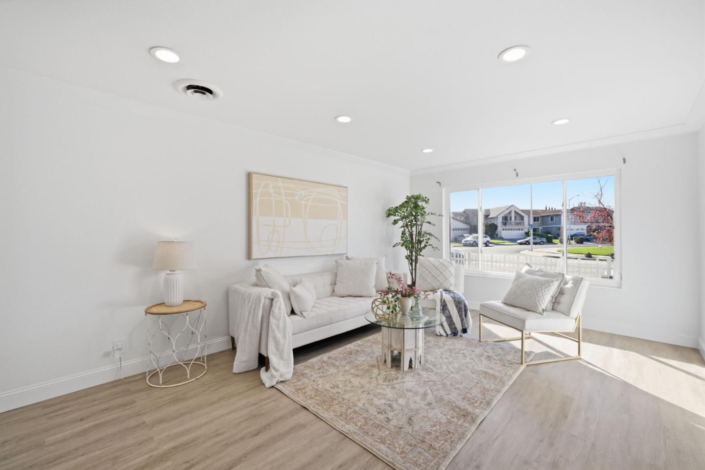 Detail Gallery Image 11 of 27 For 35760 Haley St, Newark,  CA 94560 - 4 Beds | 2 Baths