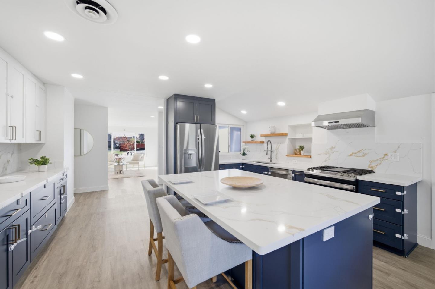 Detail Gallery Image 3 of 27 For 35760 Haley St, Newark,  CA 94560 - 4 Beds | 2 Baths