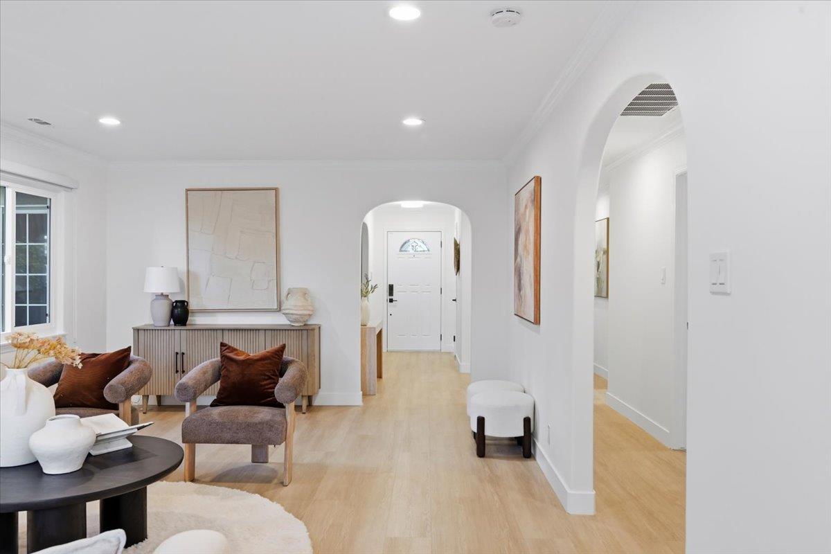 Detail Gallery Image 15 of 62 For 1716 Rosemary Ln, Redwood City,  CA 94061 - 4 Beds | 2 Baths