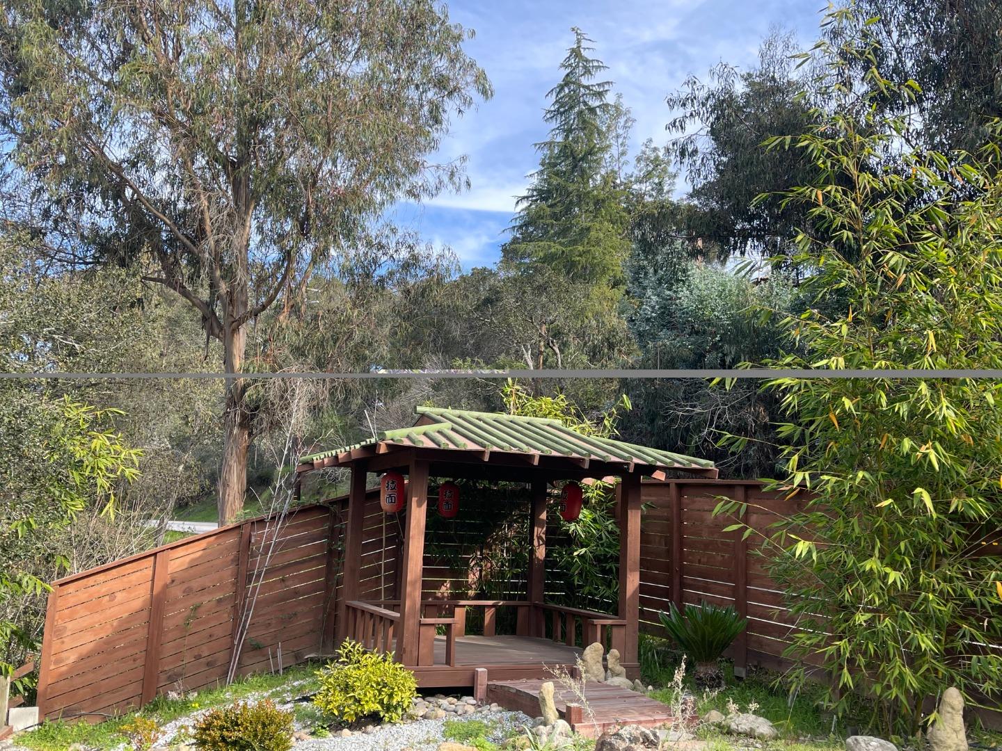 Detail Gallery Image 10 of 10 For 507 Market St, Santa Cruz,  CA 95060 - 3 Beds | 3 Baths