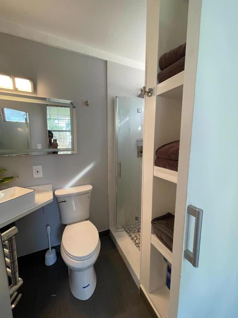 Detail Gallery Image 5 of 10 For 507 Market St, Santa Cruz,  CA 95060 - 3 Beds | 3 Baths