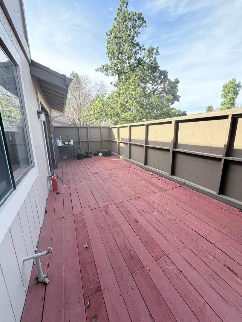 Detail Gallery Image 2 of 13 For 231 Famoso Plz, Union City,  CA 94587 - 3 Beds | 2 Baths