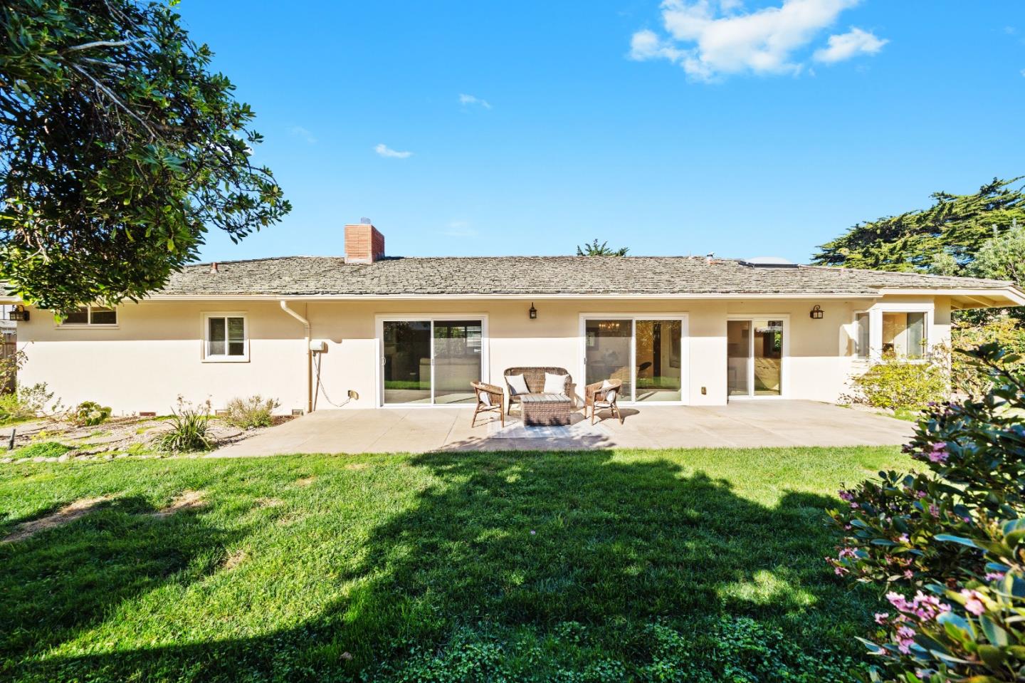 Detail Gallery Image 16 of 19 For 2959 Lake Rd, Pebble Beach,  CA 93953 - 2 Beds | 2 Baths