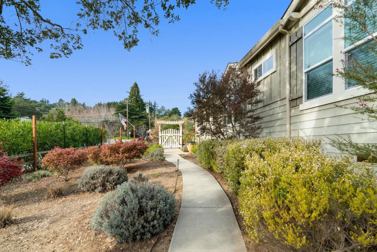 Detail Gallery Image 9 of 15 For 344 Hames Rd, Corralitos,  CA 95076 - 3 Beds | 2 Baths