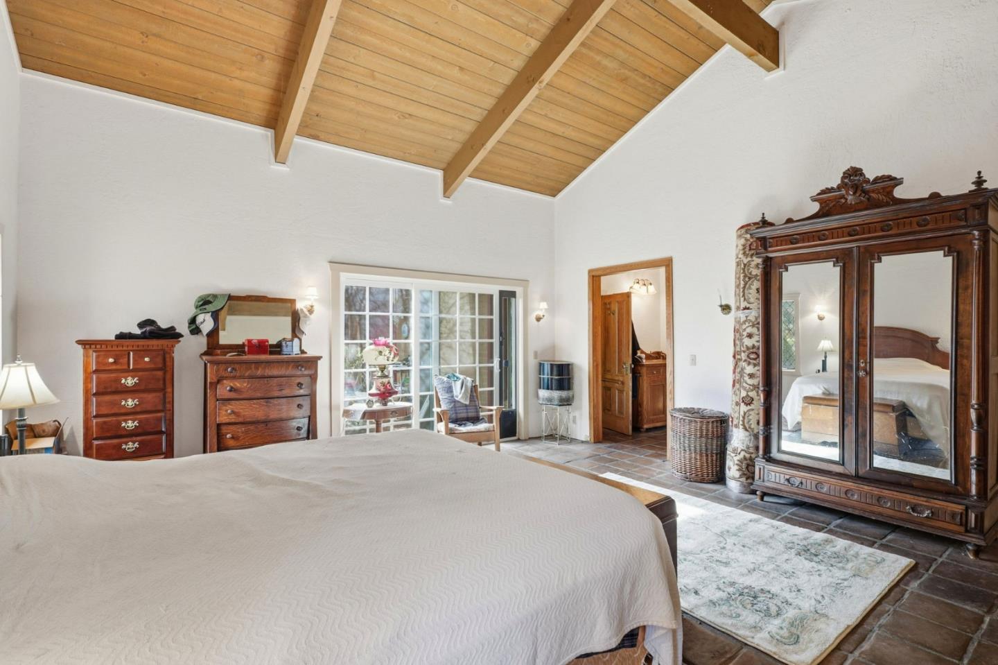 Detail Gallery Image 31 of 61 For 590 Pineridge Rd, Santa Cruz,  CA 95060 - 3 Beds | 2 Baths