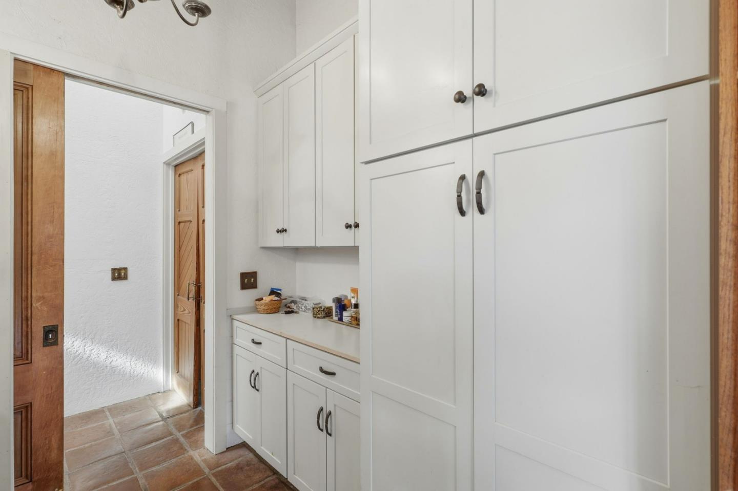 Detail Gallery Image 33 of 61 For 590 Pineridge Rd, Santa Cruz,  CA 95060 - 3 Beds | 2 Baths