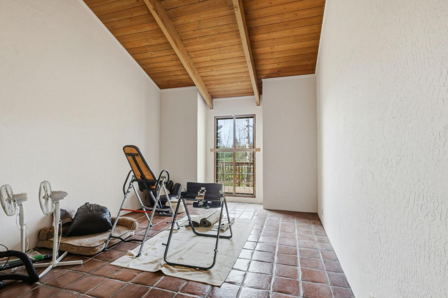 Detail Gallery Image 37 of 61 For 590 Pineridge Rd, Santa Cruz,  CA 95060 - 3 Beds | 2 Baths