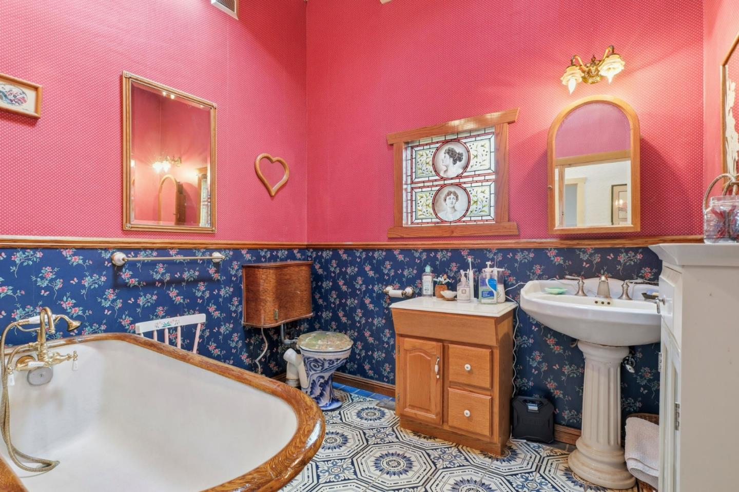 Detail Gallery Image 38 of 61 For 590 Pineridge Rd, Santa Cruz,  CA 95060 - 3 Beds | 2 Baths