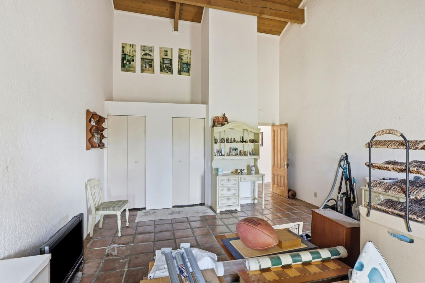 Detail Gallery Image 41 of 61 For 590 Pineridge Rd, Santa Cruz,  CA 95060 - 3 Beds | 2 Baths