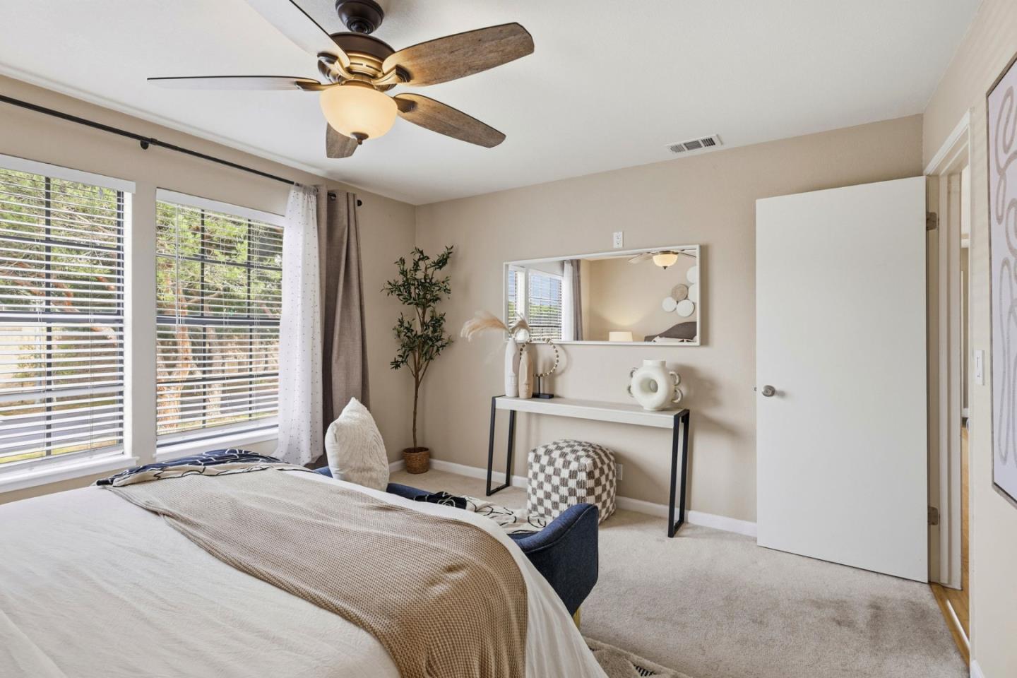 Detail Gallery Image 23 of 35 For 1644 Vista Del Sol, San Mateo,  CA 94404 - 1 Beds | 1 Baths