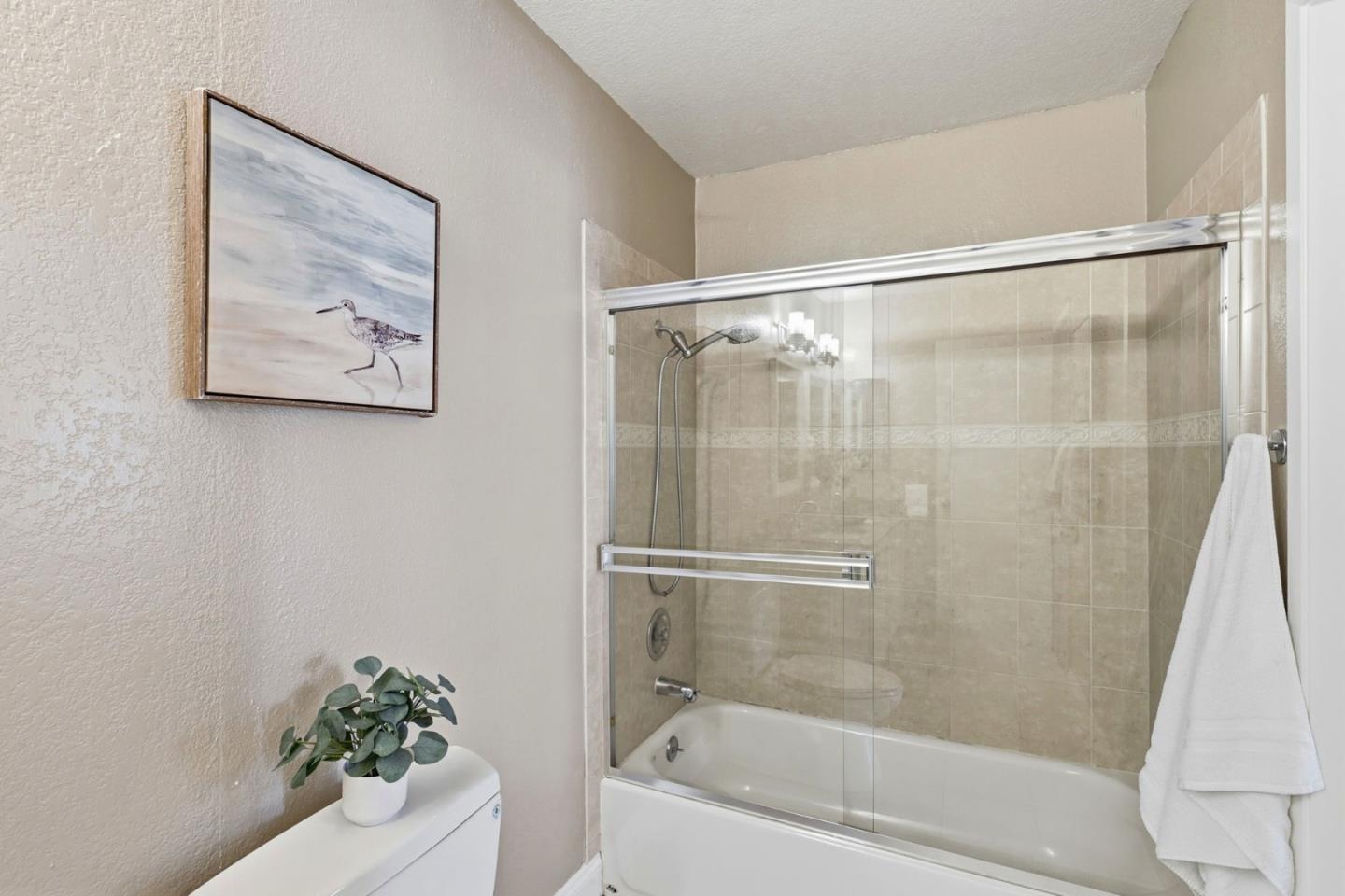 Detail Gallery Image 27 of 35 For 1644 Vista Del Sol, San Mateo,  CA 94404 - 1 Beds | 1 Baths