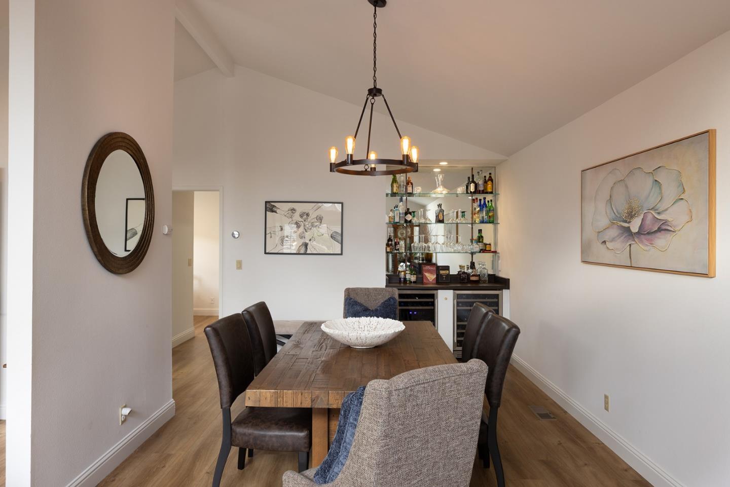 Detail Gallery Image 9 of 19 For 3850 Rio Rd #63,  Carmel,  CA 93923 - 2 Beds | 2 Baths