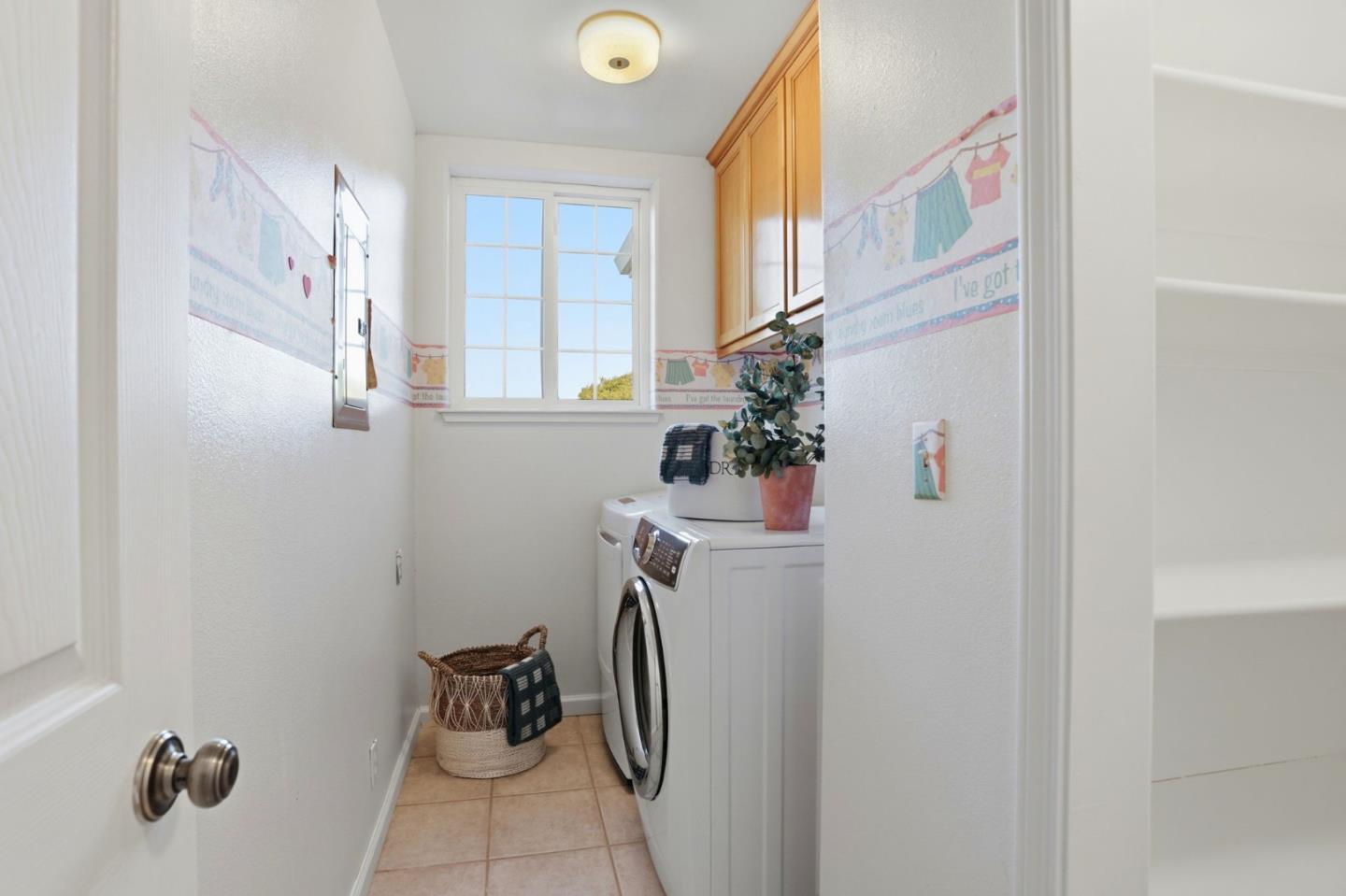 Detail Gallery Image 24 of 37 For 20160 Rock Springs Ln, Aromas,  CA 95004 - 4 Beds | 2/1 Baths