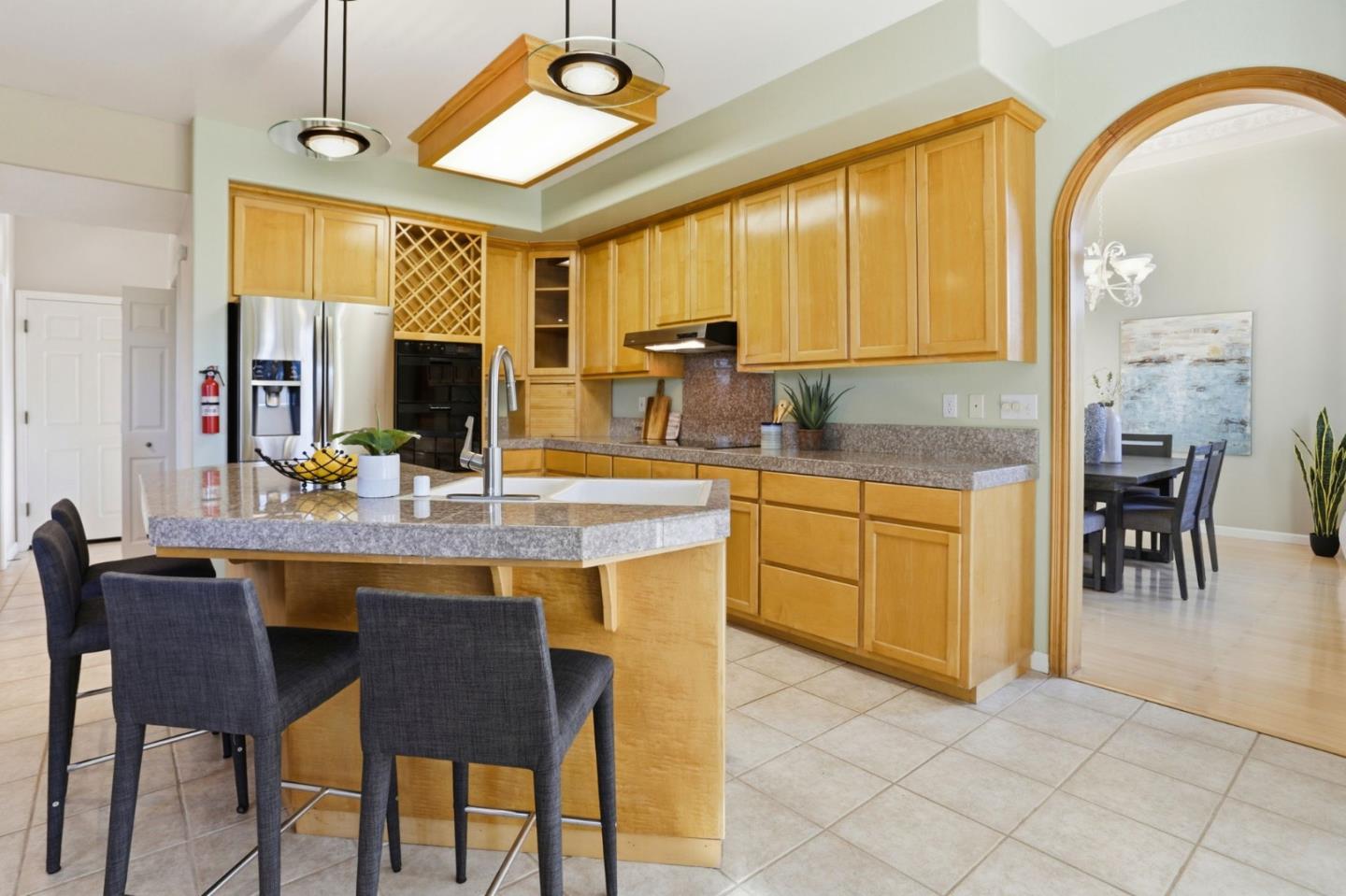 Detail Gallery Image 8 of 37 For 20160 Rock Springs Ln, Aromas,  CA 95004 - 4 Beds | 2/1 Baths