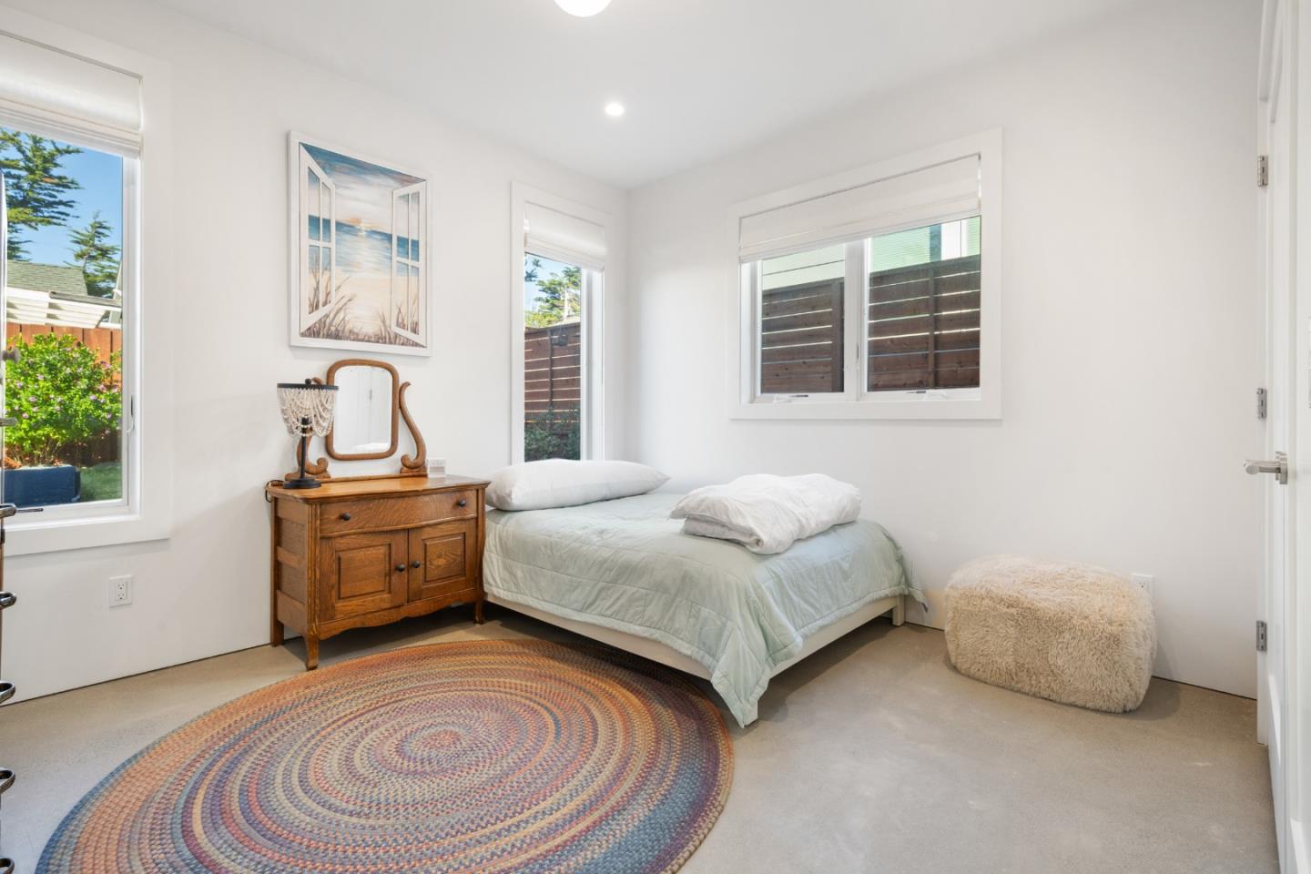 Detail Gallery Image 25 of 56 For 239 Beach St, Moss Beach,  CA 94038 - 3 Beds | 3 Baths