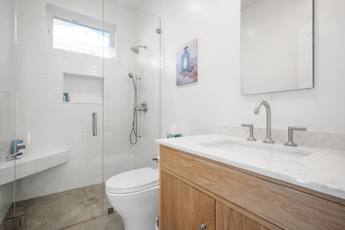 Detail Gallery Image 26 of 56 For 239 Beach St, Moss Beach,  CA 94038 - 3 Beds | 3 Baths