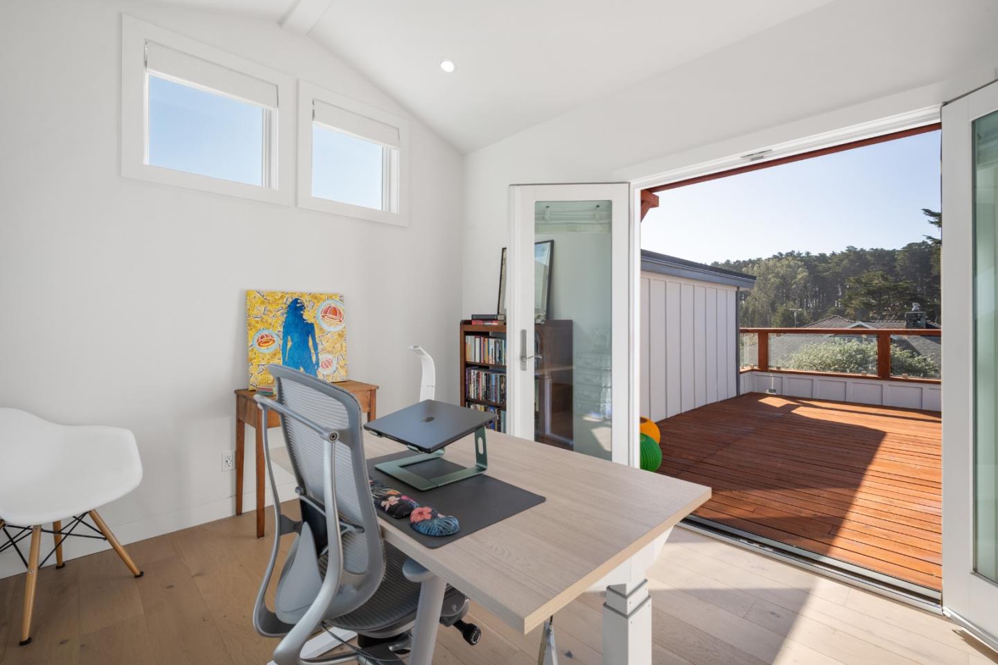 Detail Gallery Image 30 of 56 For 239 Beach St, Moss Beach,  CA 94038 - 3 Beds | 3 Baths