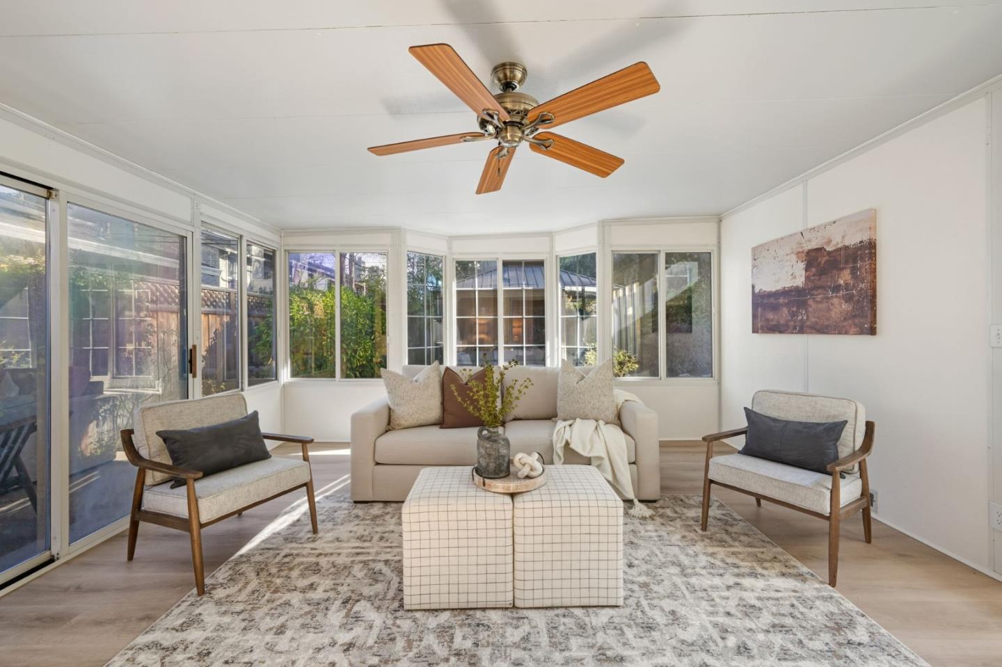 Detail Gallery Image 17 of 40 For 988 Daffodil Way, San Jose,  CA 95117 - 5 Beds | 2 Baths