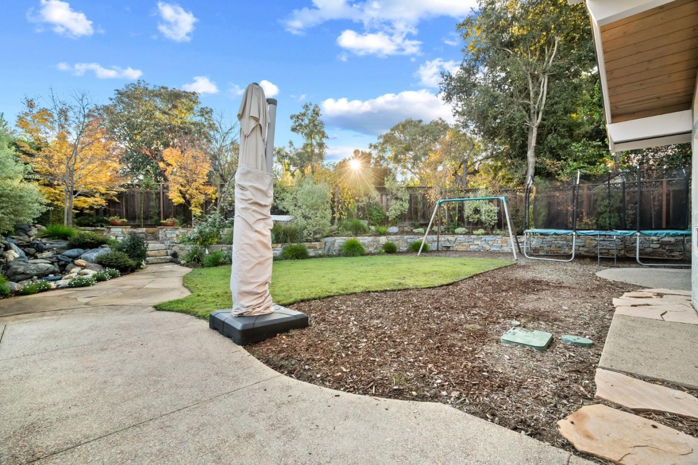 Detail Gallery Image 38 of 43 For 878 Miranda Green St, Palo Alto,  CA 94306 - 4 Beds | 2 Baths