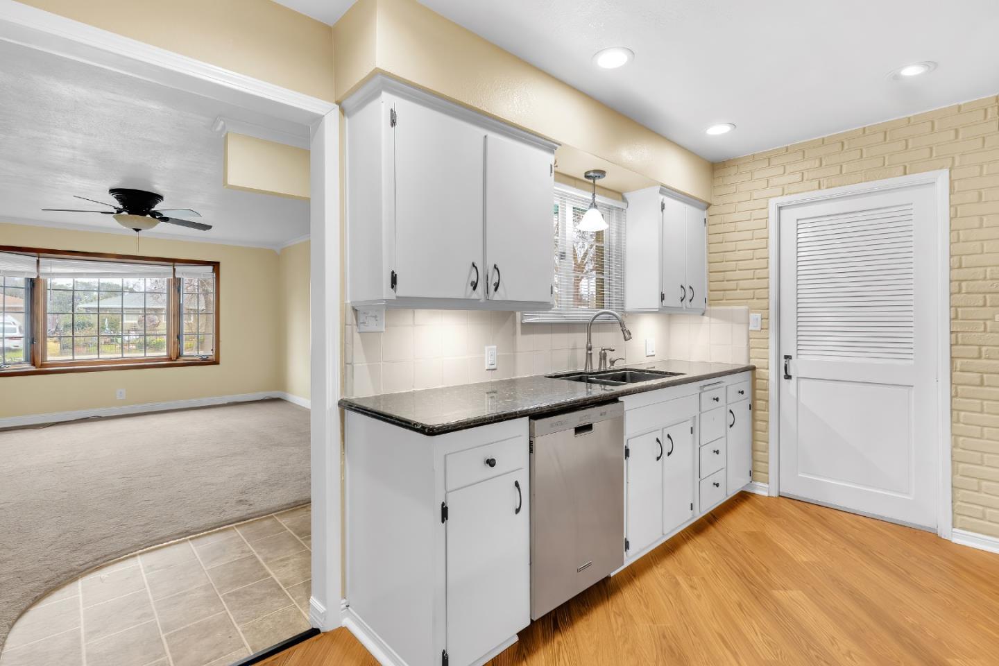 Detail Gallery Image 11 of 35 For 2777 Agnes Way, Merced,  CA 95340 - 3 Beds | 2 Baths