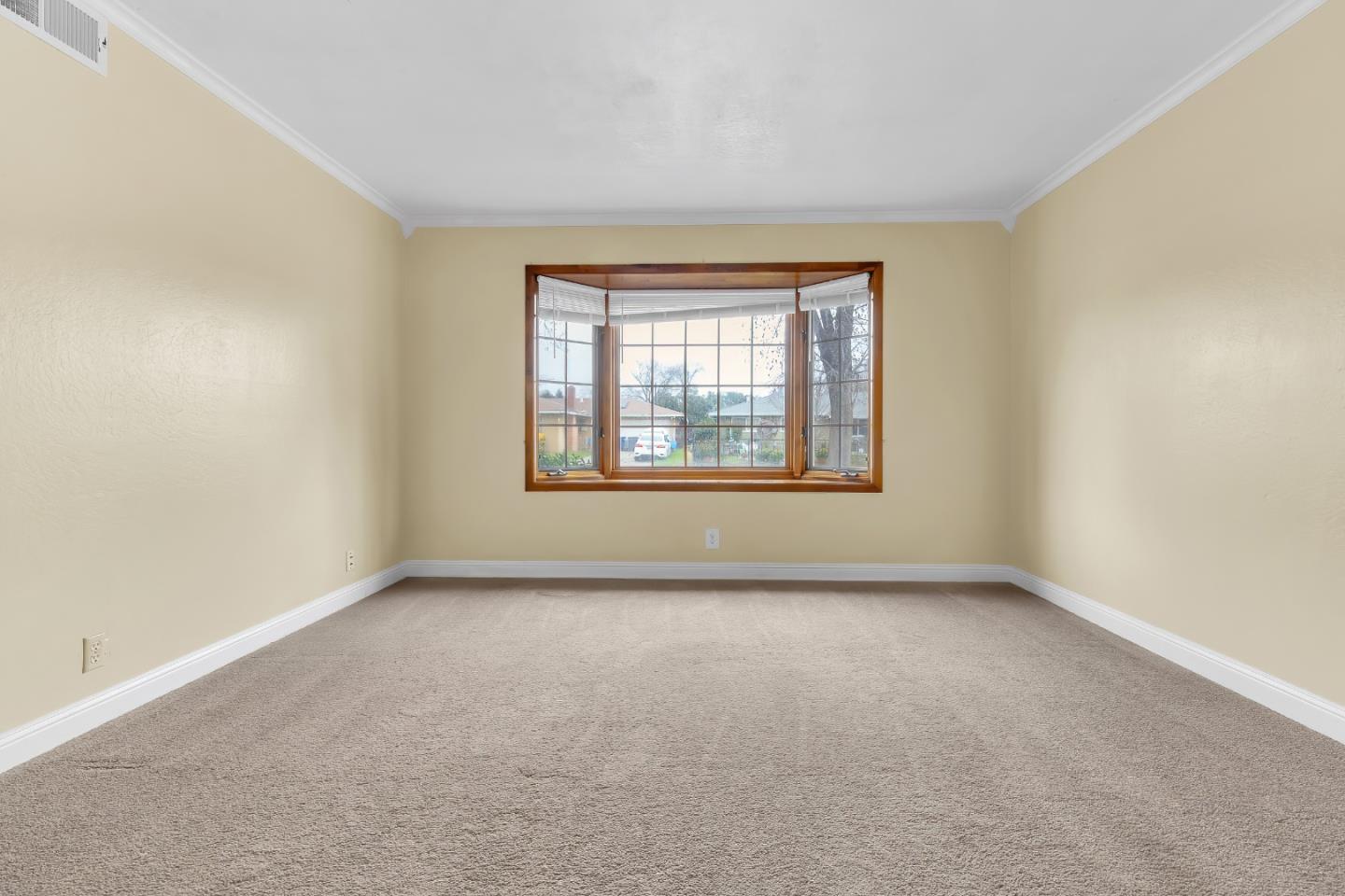 Detail Gallery Image 5 of 35 For 2777 Agnes Way, Merced,  CA 95340 - 3 Beds | 2 Baths