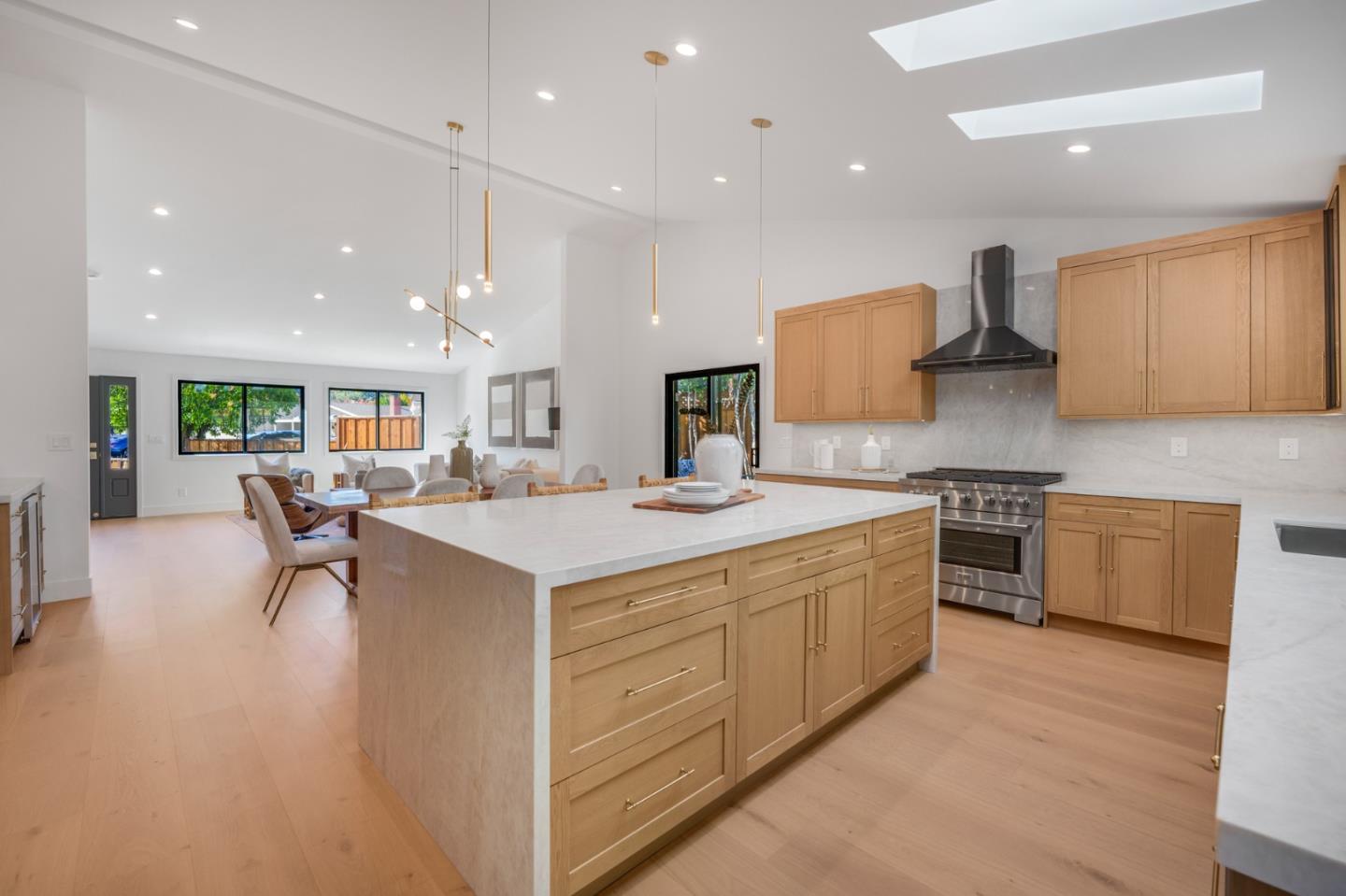 Detail Gallery Image 13 of 34 For 127 La Cienega Ct, Los Gatos,  CA 95032 - 3 Beds | 2 Baths