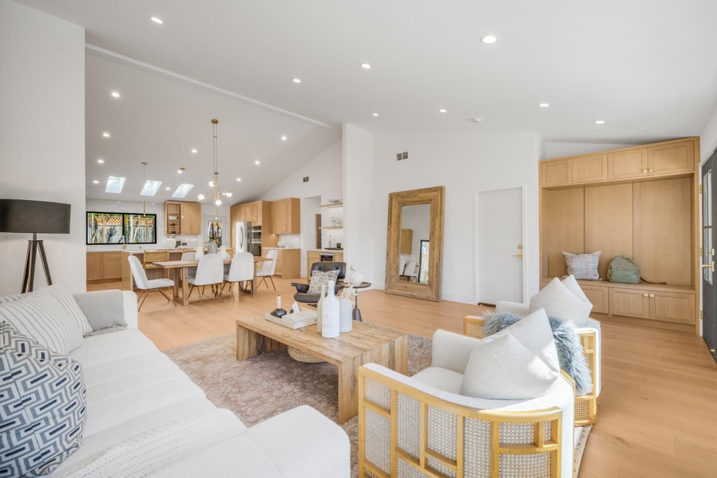 Detail Gallery Image 6 of 34 For 127 La Cienega Ct, Los Gatos,  CA 95032 - 3 Beds | 2 Baths