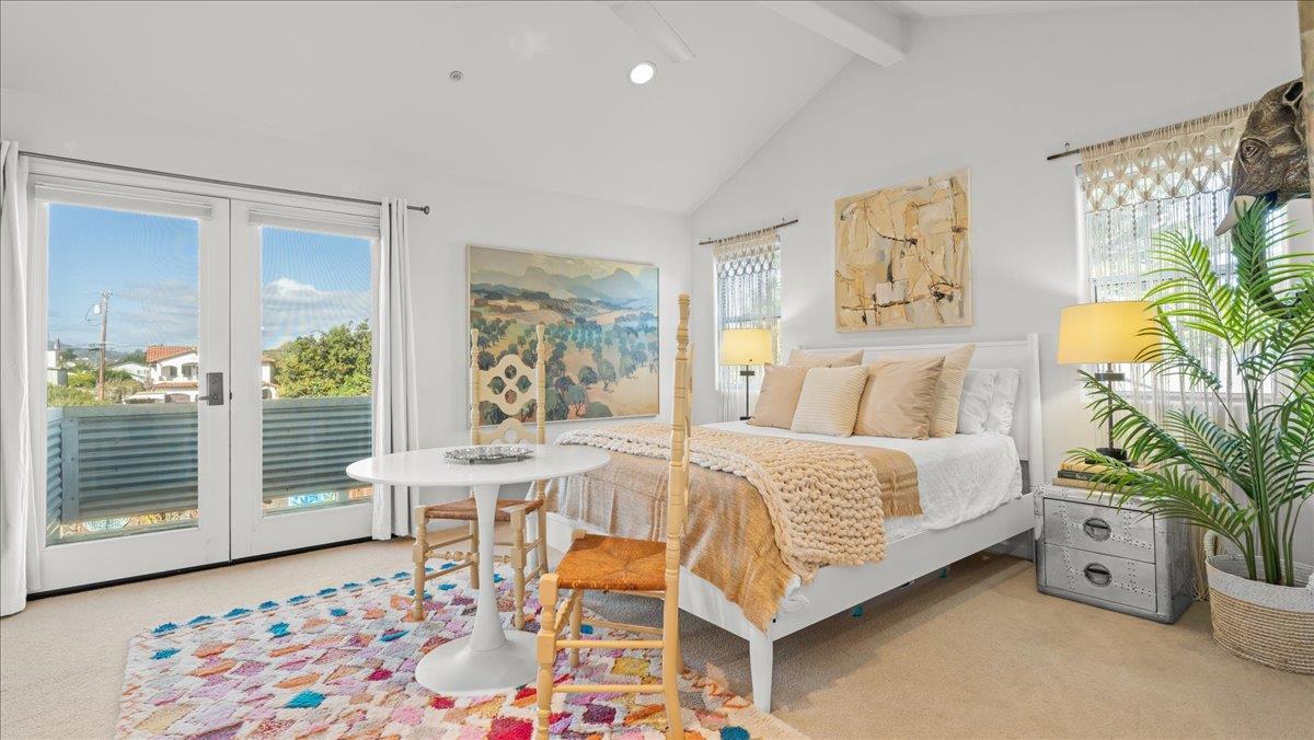 Detail Gallery Image 12 of 22 For 108/811 Clark/Pelton, Santa Cruz,  CA 95060 - 4 Beds | 3 Baths