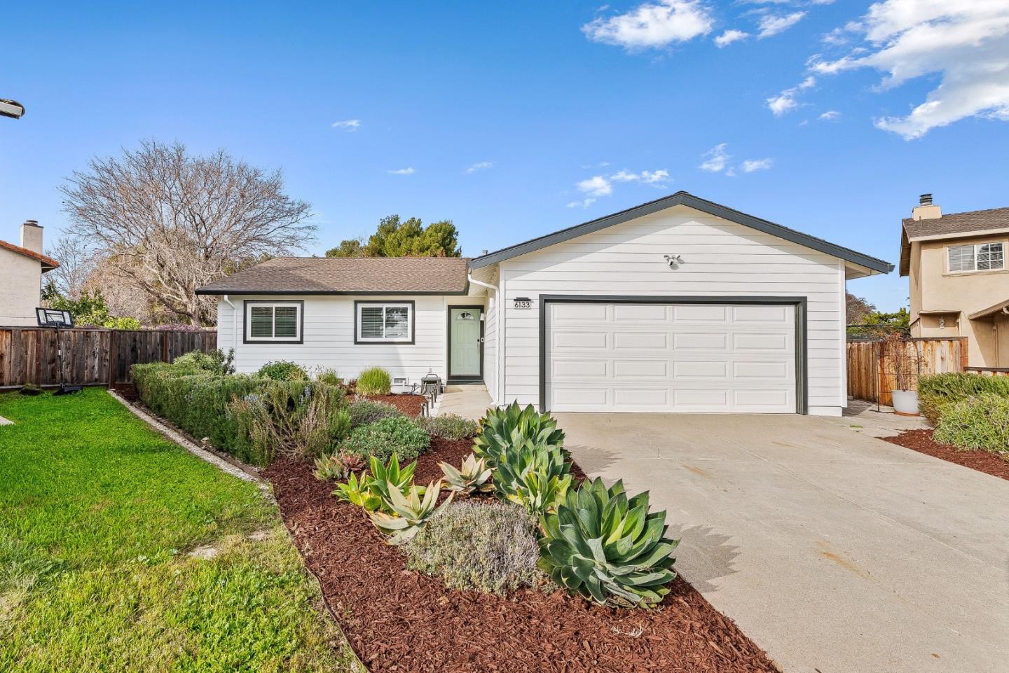 Detail Gallery Image 12 of 40 For 6133 Broadway Ave, Newark,  CA 94560 - 4 Beds | 2 Baths