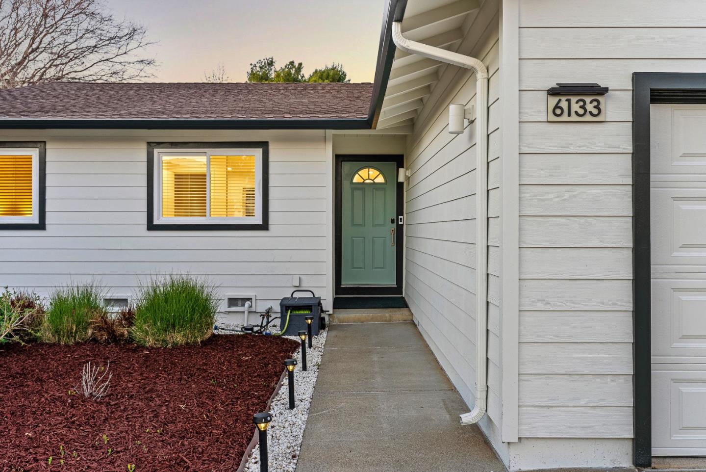 Detail Gallery Image 4 of 40 For 6133 Broadway Ave, Newark,  CA 94560 - 4 Beds | 2 Baths