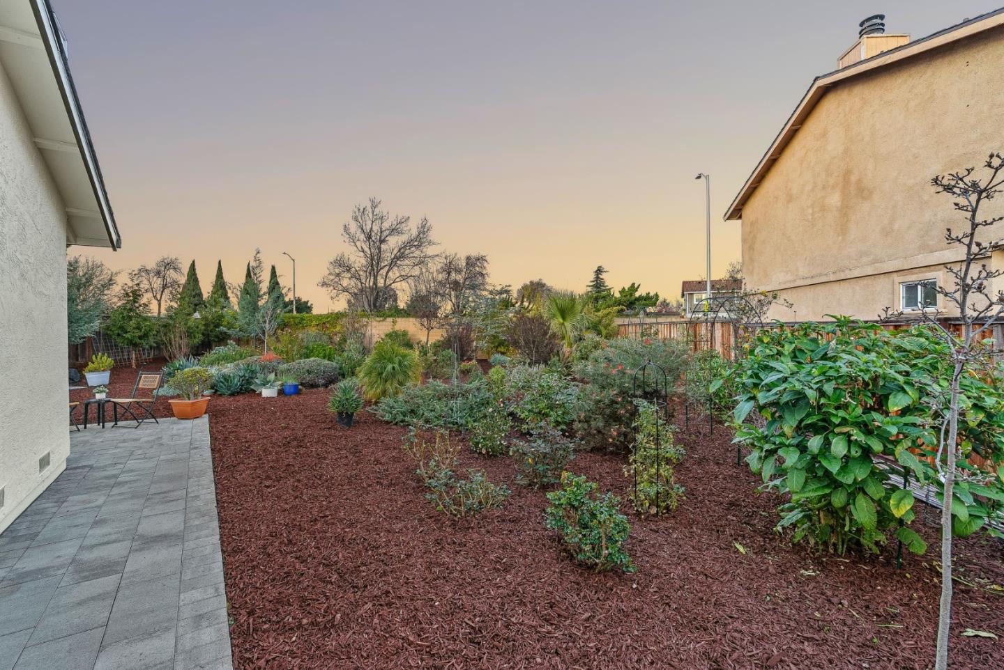 Detail Gallery Image 5 of 40 For 6133 Broadway Ave, Newark,  CA 94560 - 4 Beds | 2 Baths