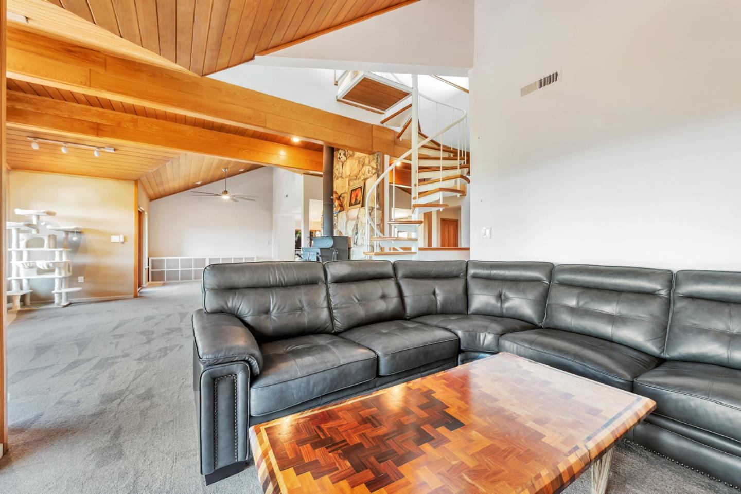 Detail Gallery Image 17 of 107 For 950 Oak Ridge Rd, Los Gatos,  CA 95033 - 3 Beds | 2/1 Baths