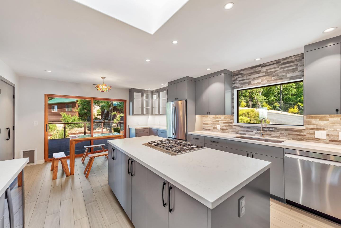 Detail Gallery Image 22 of 107 For 950 Oak Ridge Rd, Los Gatos,  CA 95033 - 3 Beds | 2/1 Baths